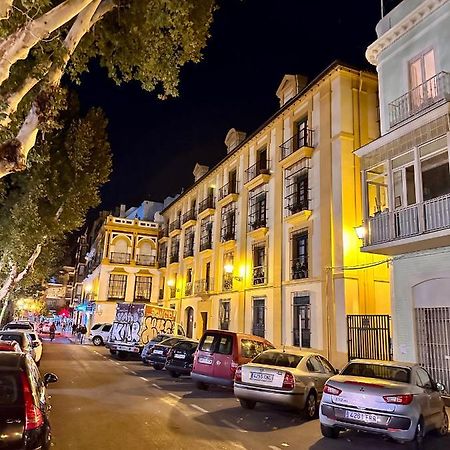 Suites Las Setas & Bicicletas Electricas Gratis Sevilla Eksteriør bilde
